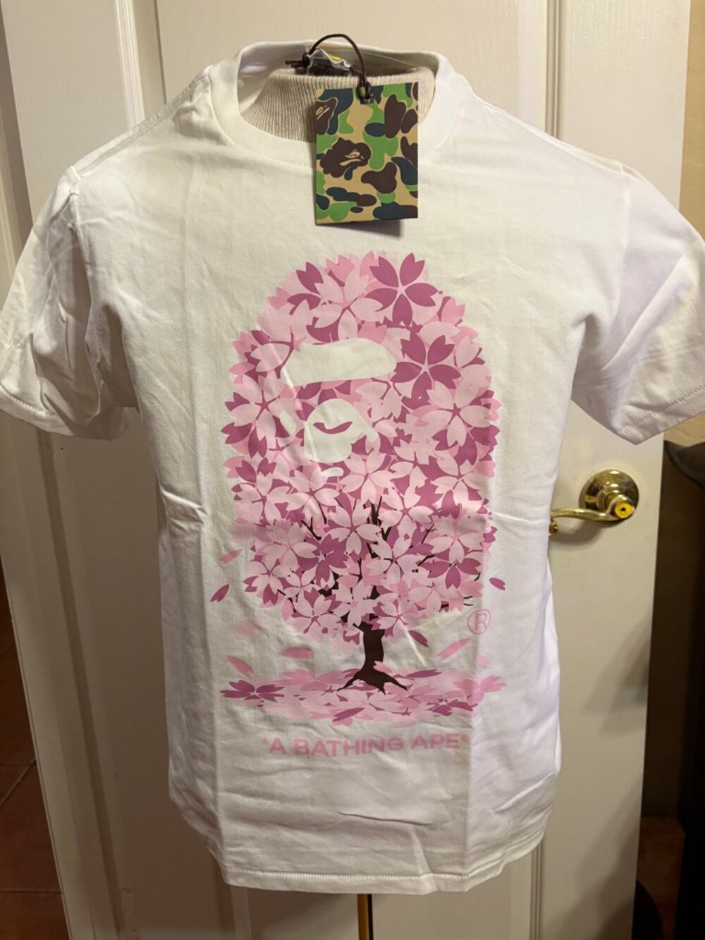 Authenticated BAPE A Bathing Ape Sakura Tee Pink Camo Ape Head Men's M NWT